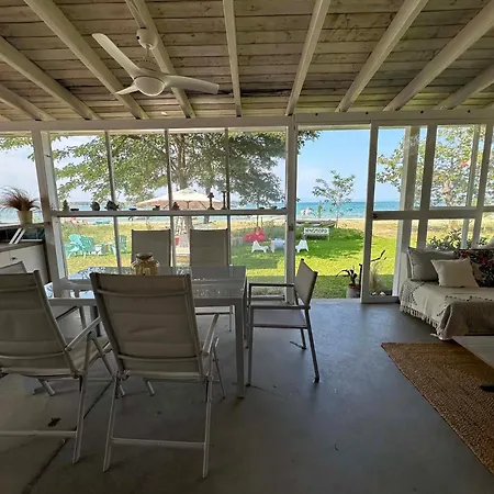 Campsite Sea Side Caravan Vourvourou