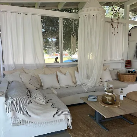 Κάμπινγκ Sea Side Caravan *