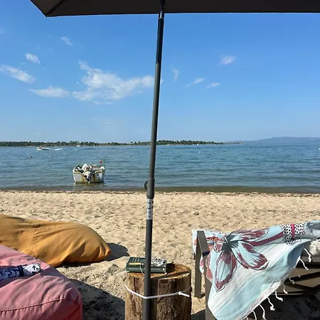 Sea Side Caravan Κάμπινγκ *